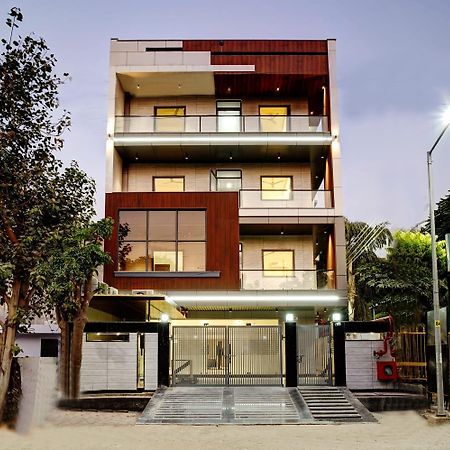 Hotel Elite Grand Near Kailash Hospital Нойда Экстерьер фото